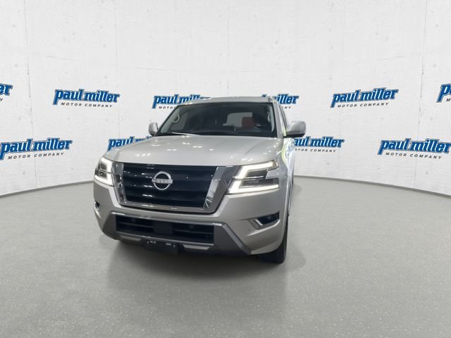 Used 2023 Silver Nissan SL image 4