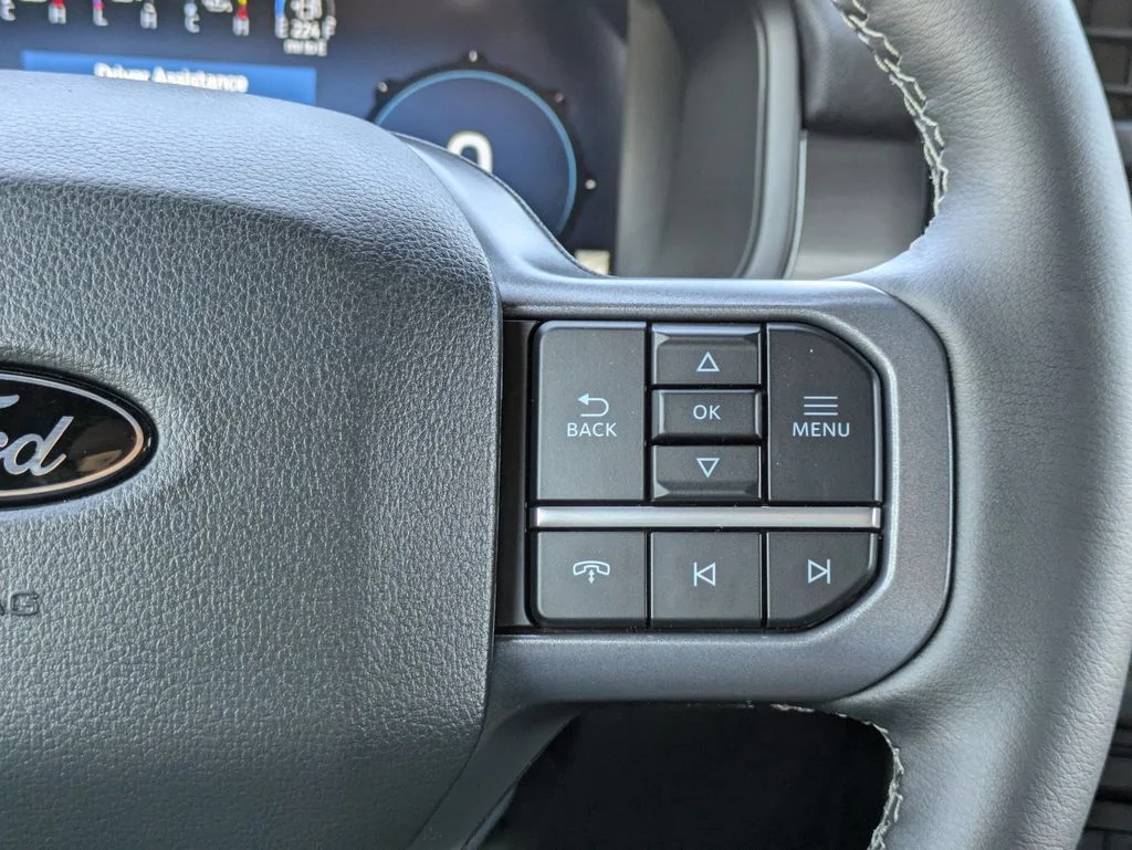 New 2026 Carbonized Gray Metallic Ford Lariat image 28