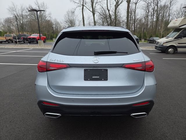 New 2026 Cirrus Silver Metallic Mercedes-Benz GLC300 image 4