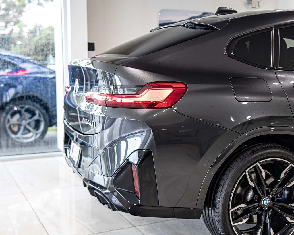 Used 2023 Gray BMW M40i image 12