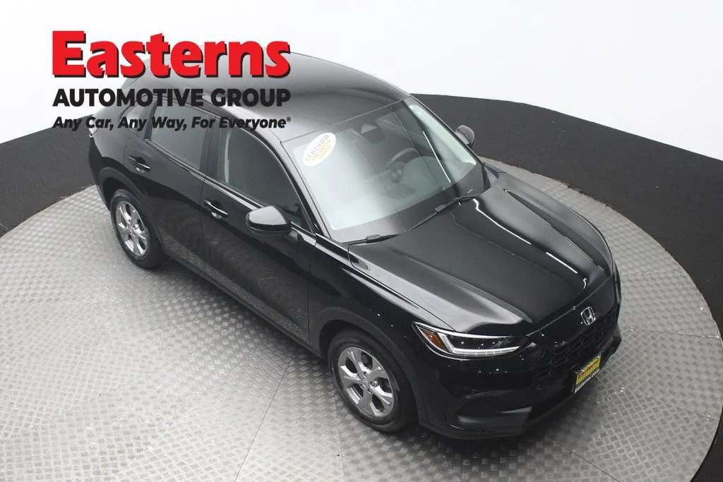Used 2024 Black Honda LX image 3