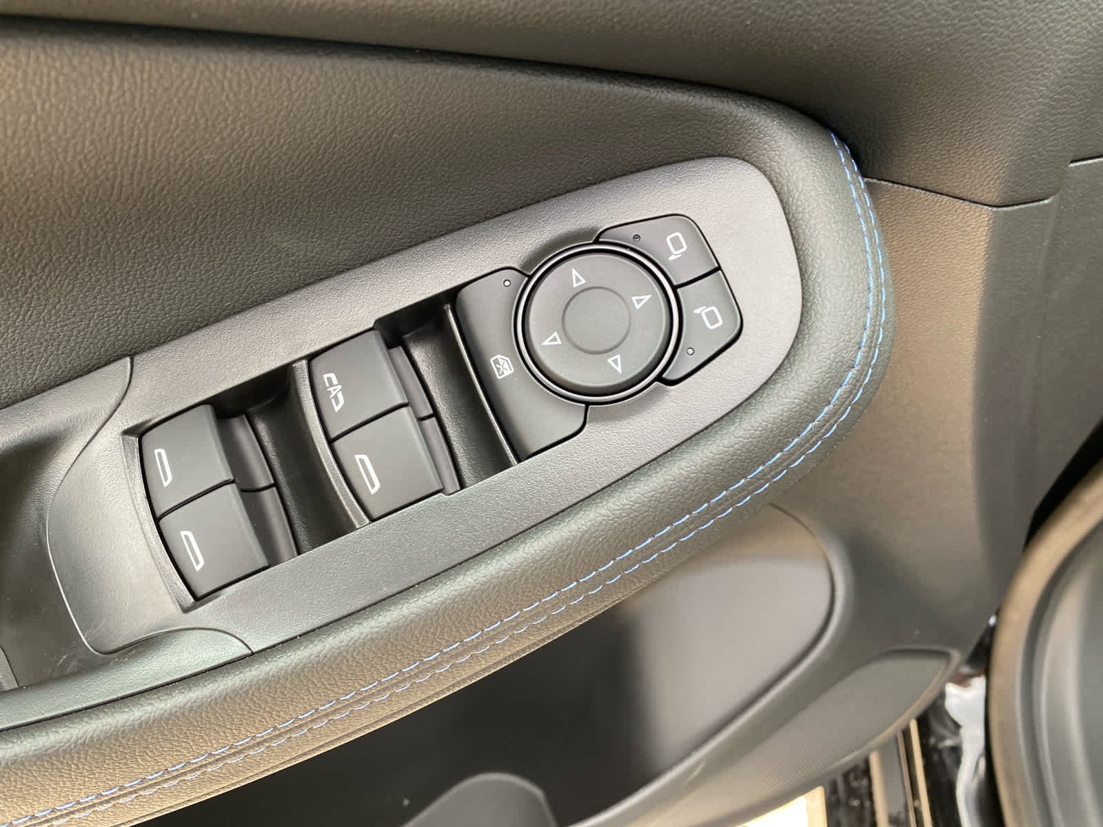 New 2026 Ebony Twilight Metallic Buick Sport Touring image 7