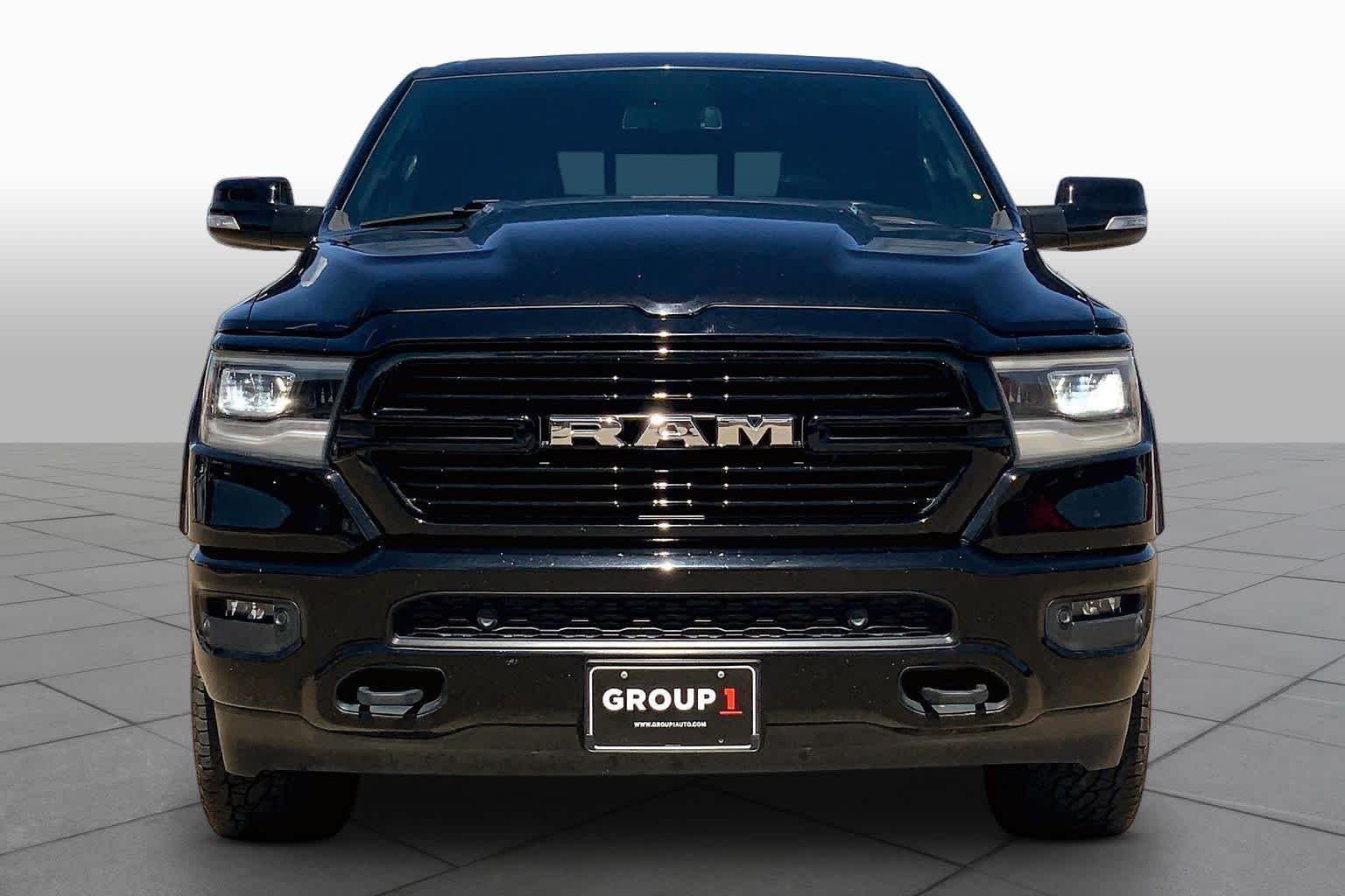 Used 2019 Diamond Black Crystal Pearlcoat Ram Laramie image 4
