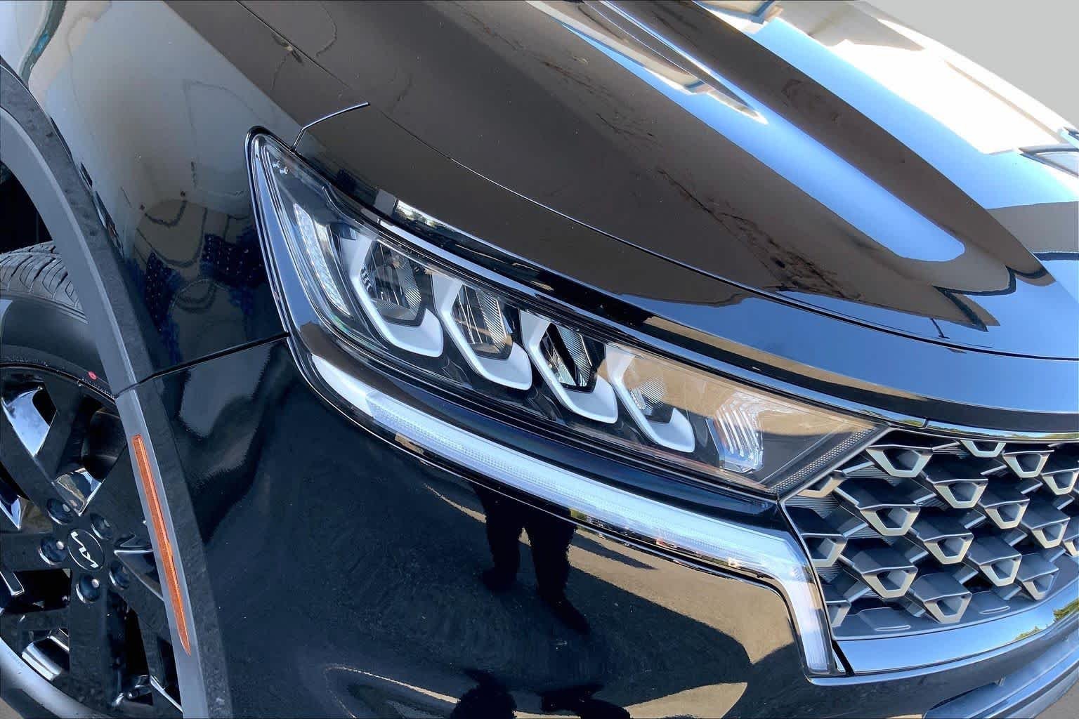 Used 2023 Ebony Black Kia X-Line S image 27