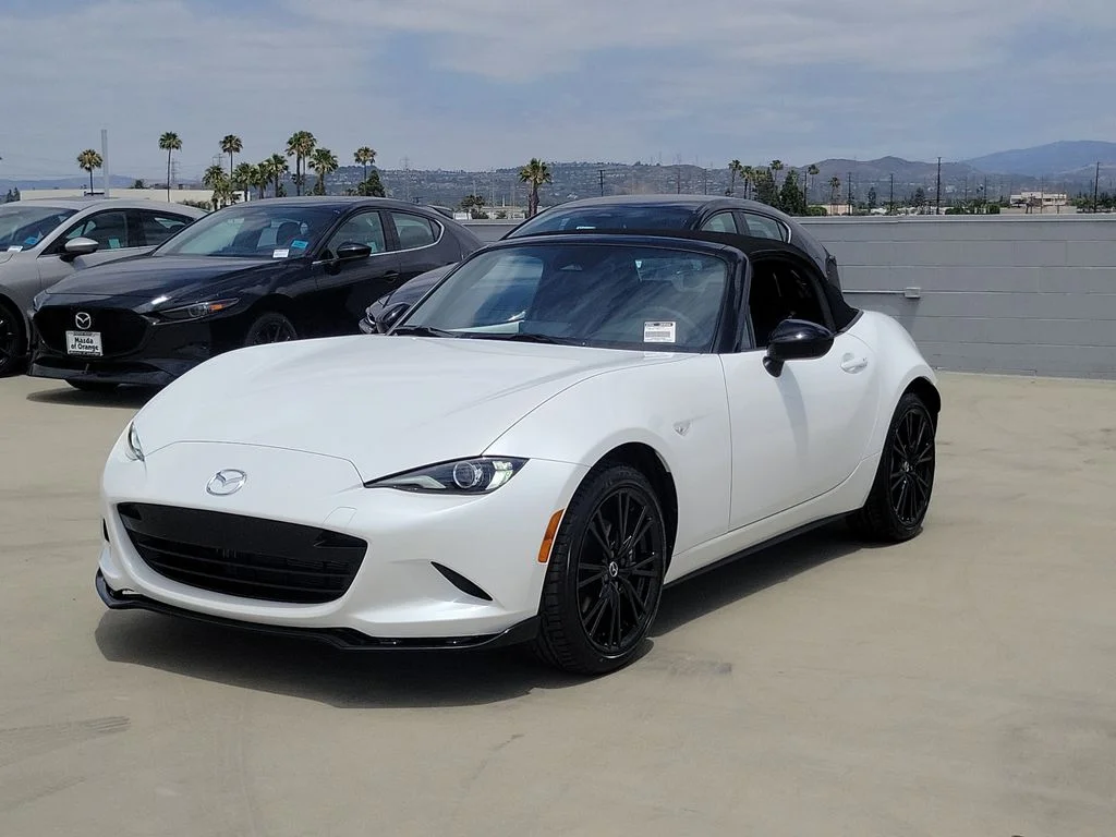 New 2026 Snowflake White Pearl Mazda Club image 23