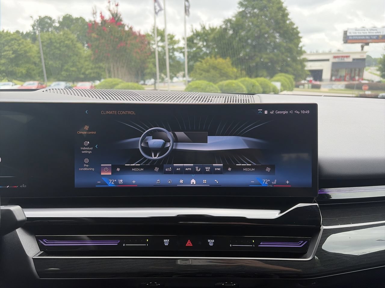 Used 2025 Black Sapphire Metallic BMW 530i image 27