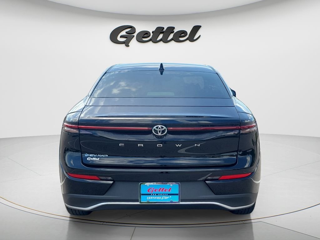 Used 2025 Black Toyota XLE image 6