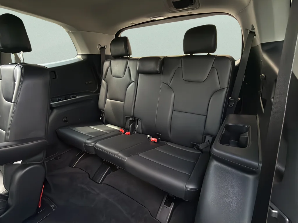 Used 2025 Ebony Black Kia S image 29