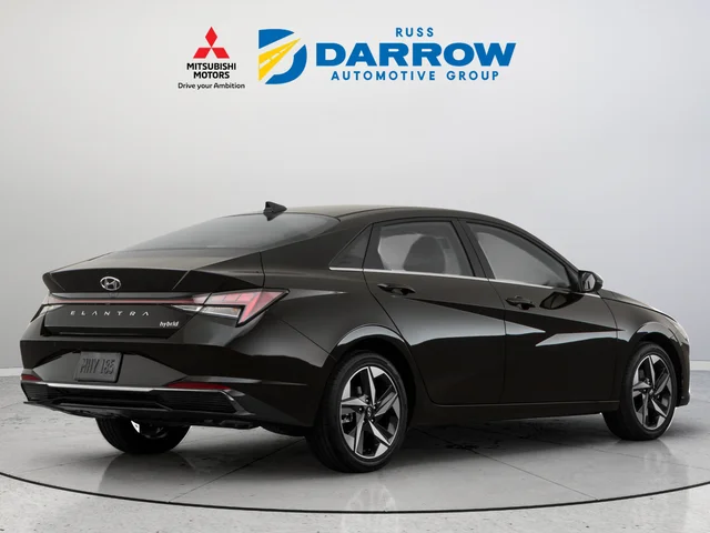 Used 2023 Black Hyundai Limited image 3
