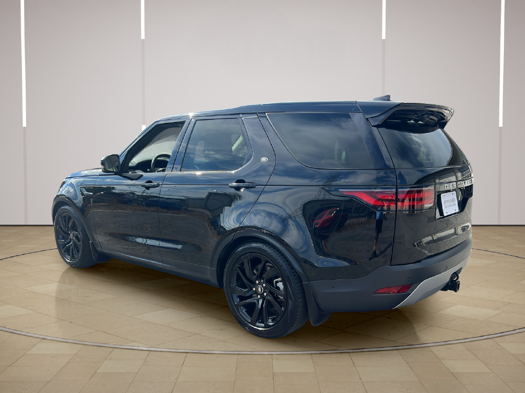 Used 2025 Black Land Rover S image 3