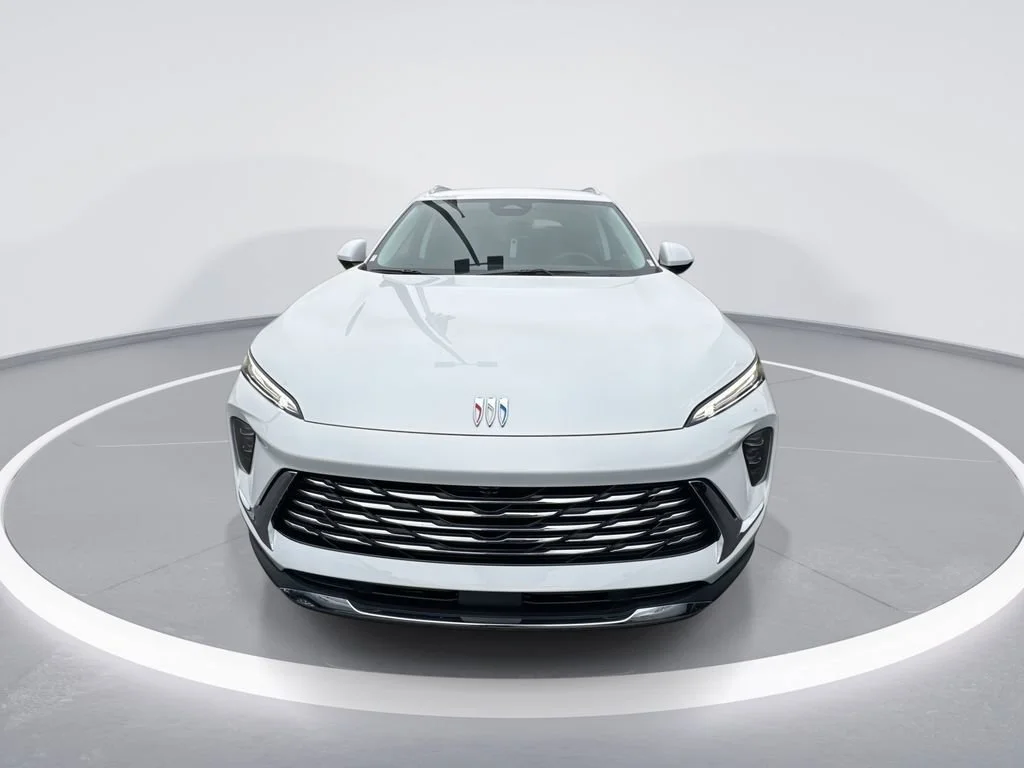 New 2026 Summit White Buick Preferred image 3