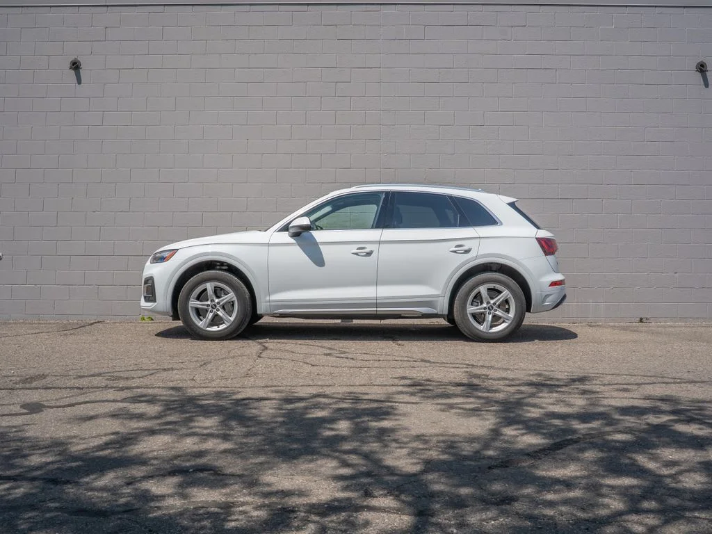Used 2024 White Audi  image 2