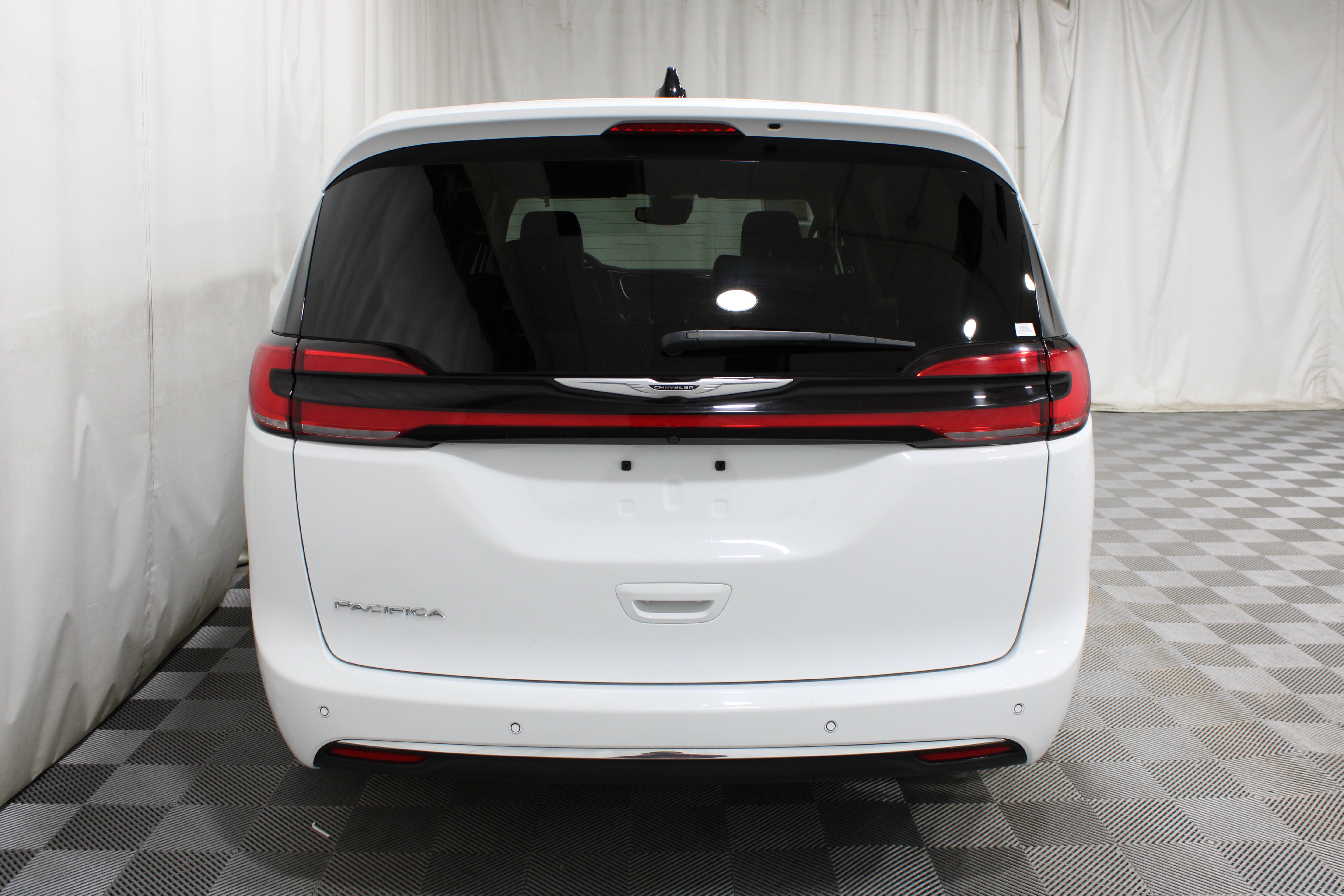 Used 2024 Bright White Clearcoat Chrysler Touring L image 32