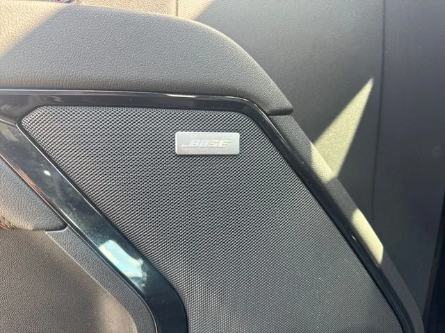 Used 2023  GMC AT4 image 12