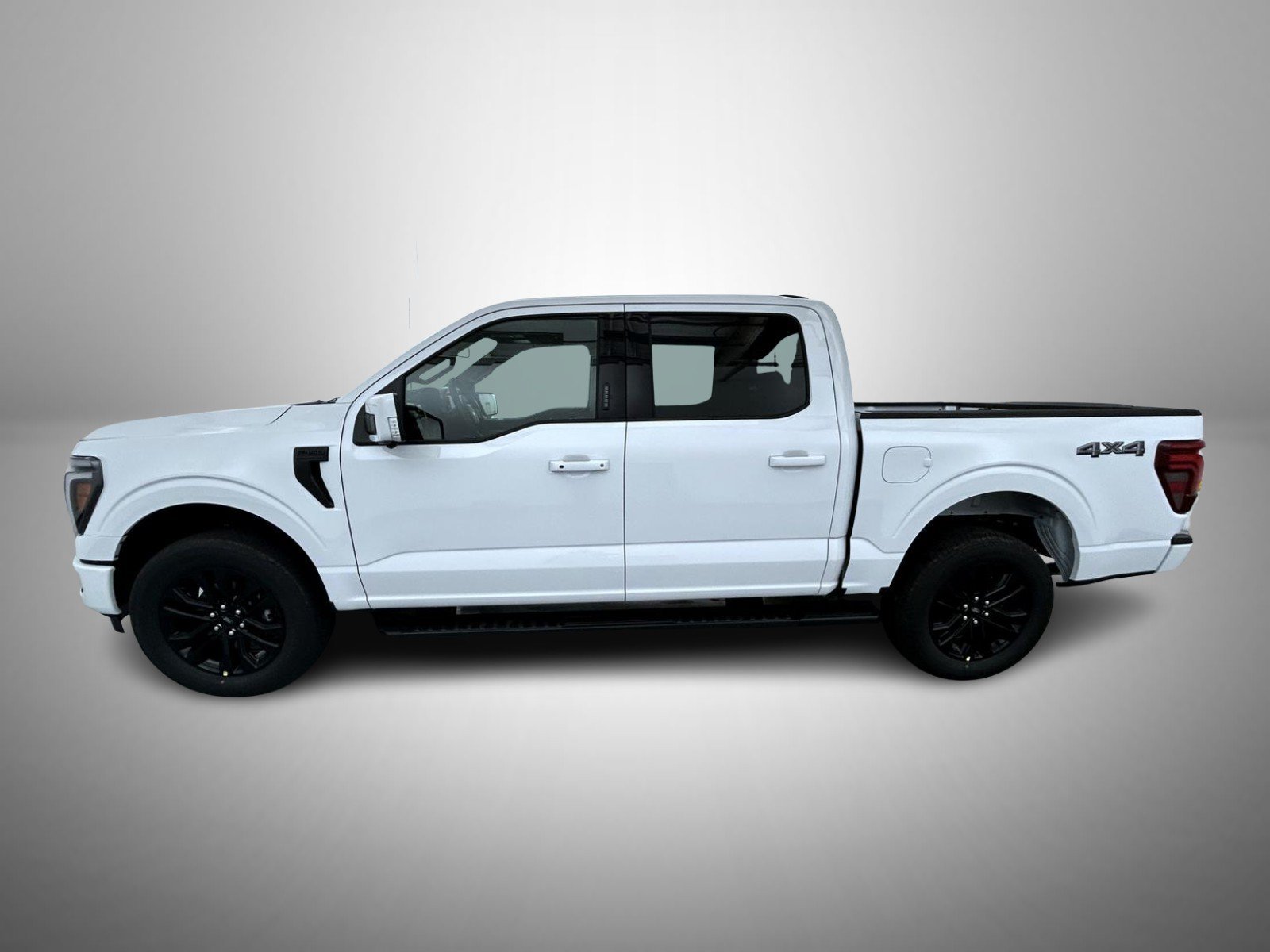 New 2026 Oxford White Ford Lariat image 8