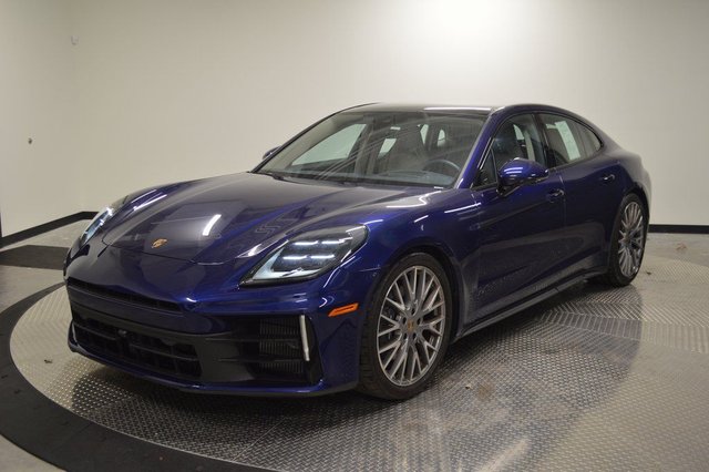 2025 Porsche Panamera 