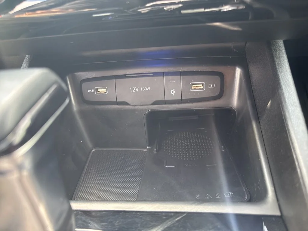 Used 2022 Gray Hyundai SEL image 22