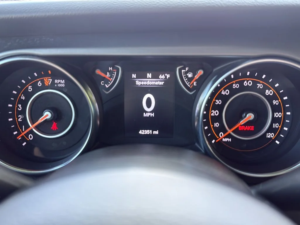 Certified Used 2023 Blue Jeep Sport image 13
