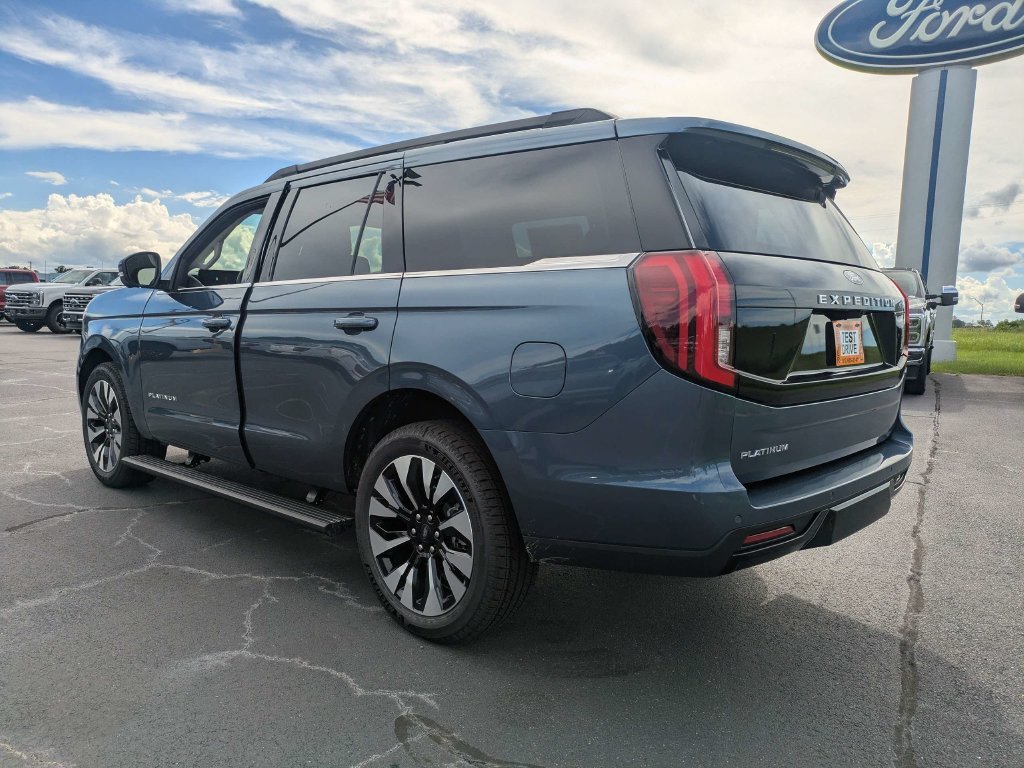New 2027 Nocturnal Blue Metallic Ford Platinum image 29