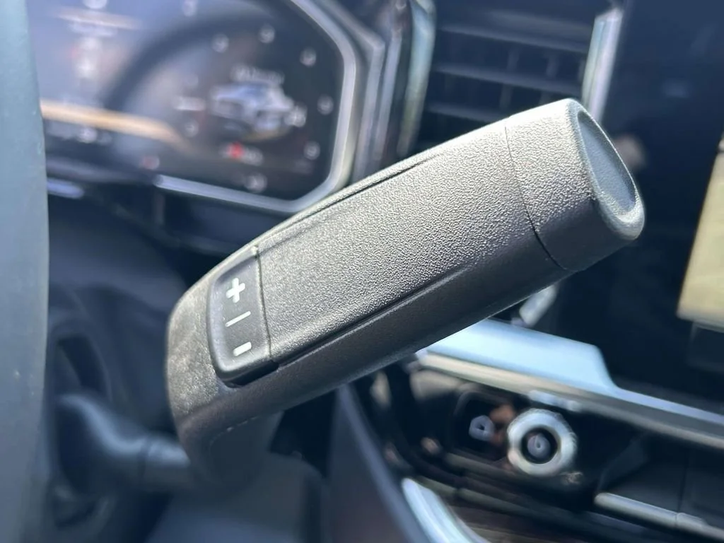 New 2026 Sterling Metallic GMC SLE image 24