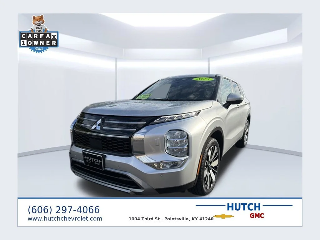2025 Mitsubishi Outlander SE