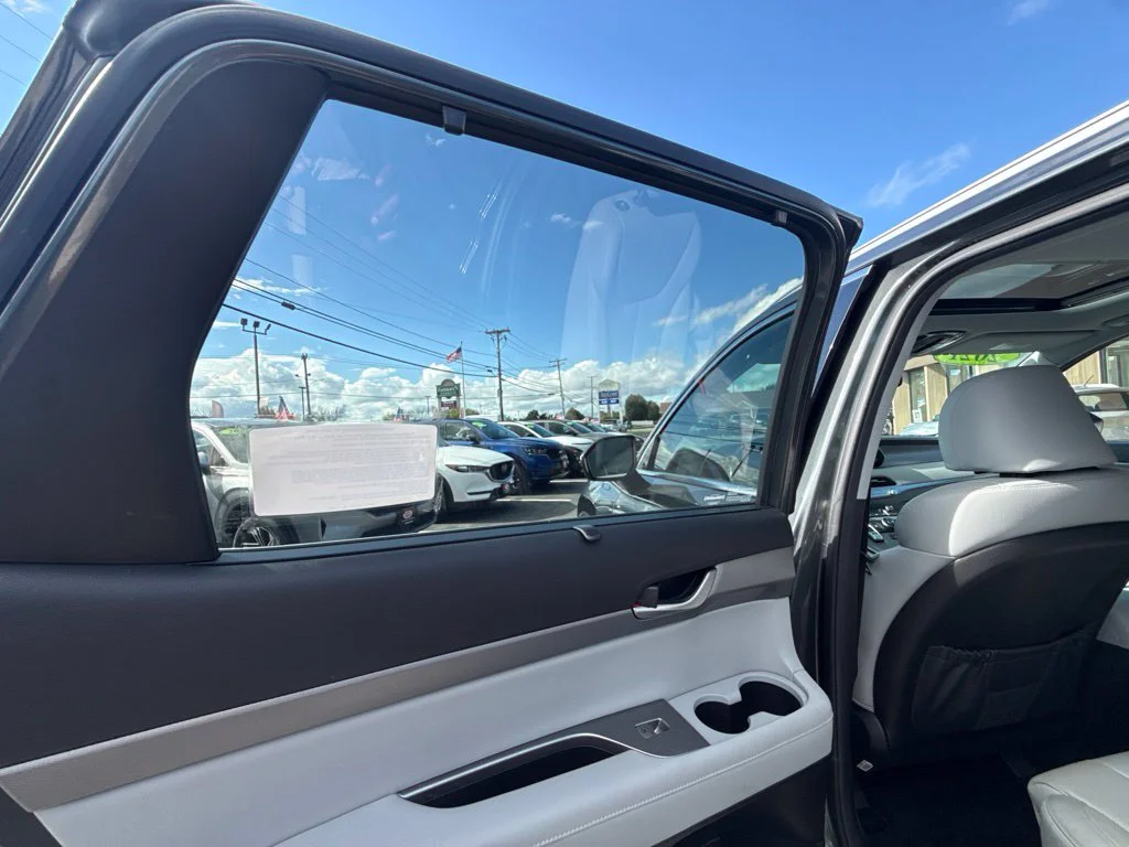 Used 2021 Green Hyundai SEL image 32
