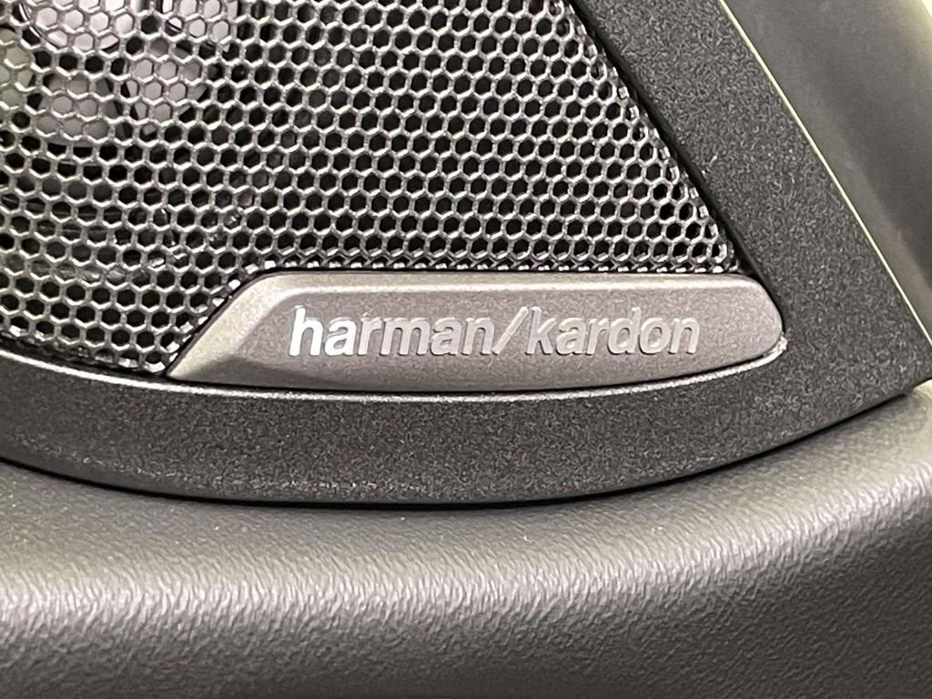 2025 BMW i4 M50 - Photo 31