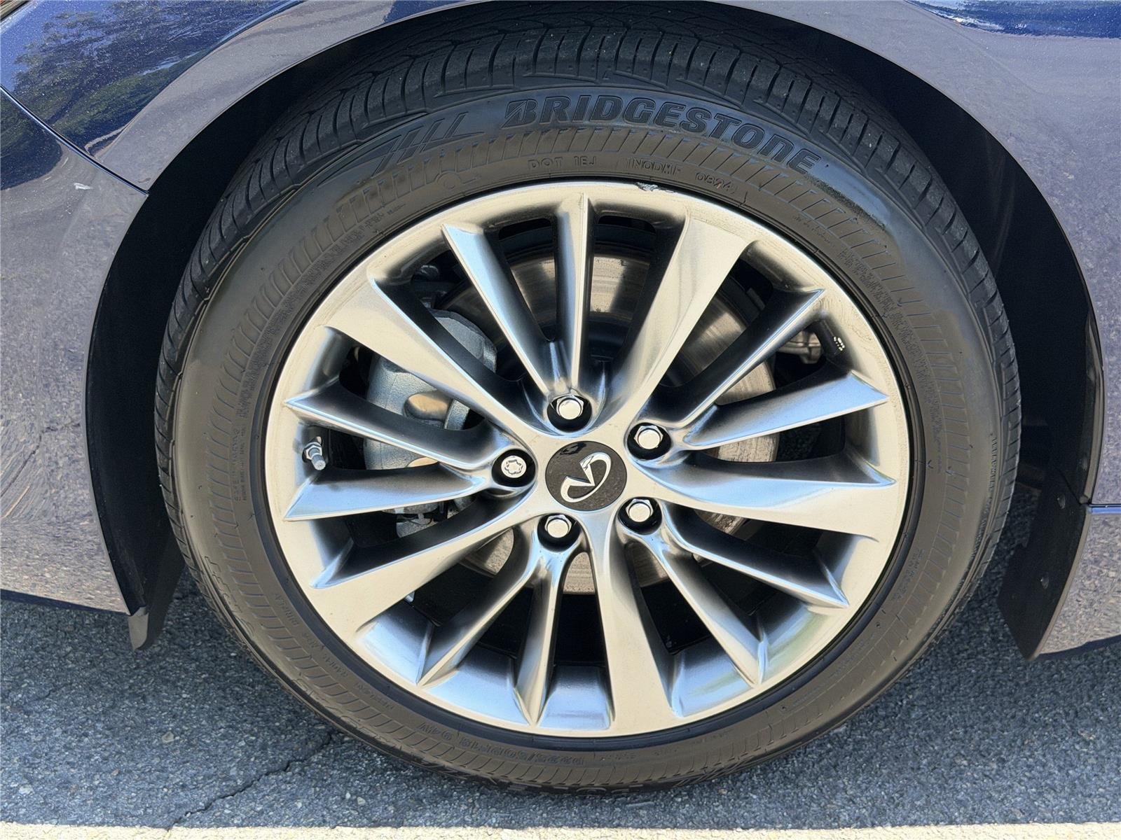 Used 2023 Grand Blue INFINITI LUXE image 35