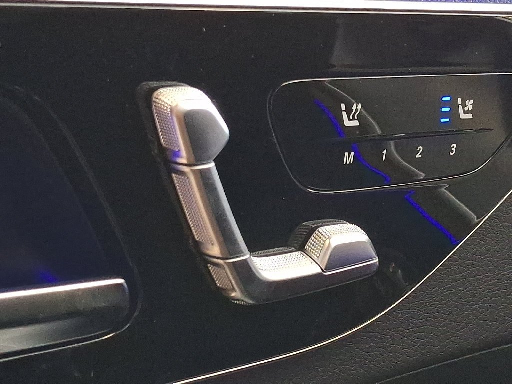2025 Mercedes-Benz C-Class Sedan C 300 - Photo 52