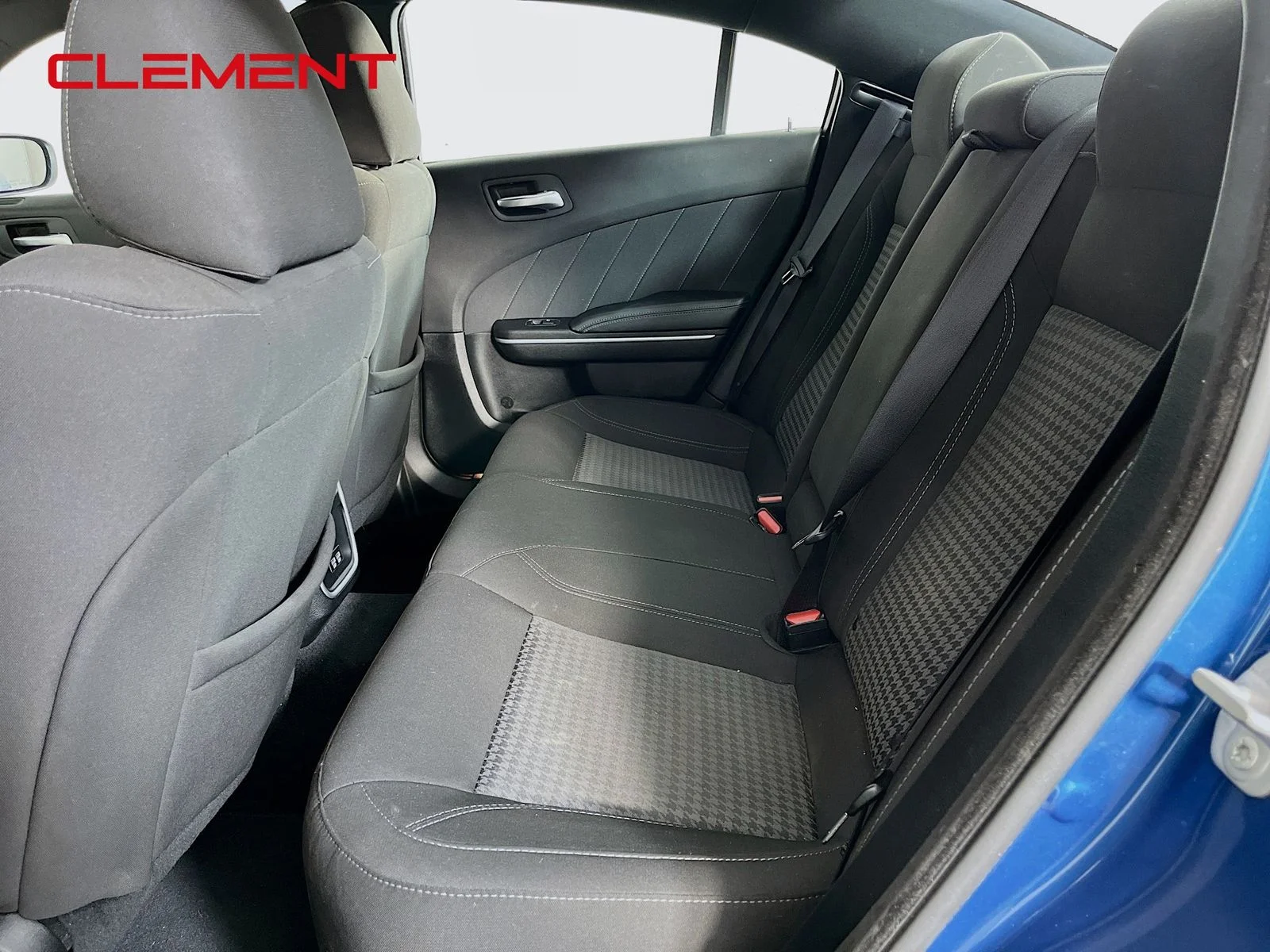 Used 2023 Blue Dodge SXT image 32