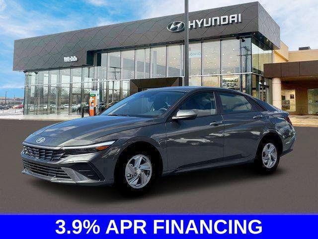 New 2026 Gray Hyundai SE image 2