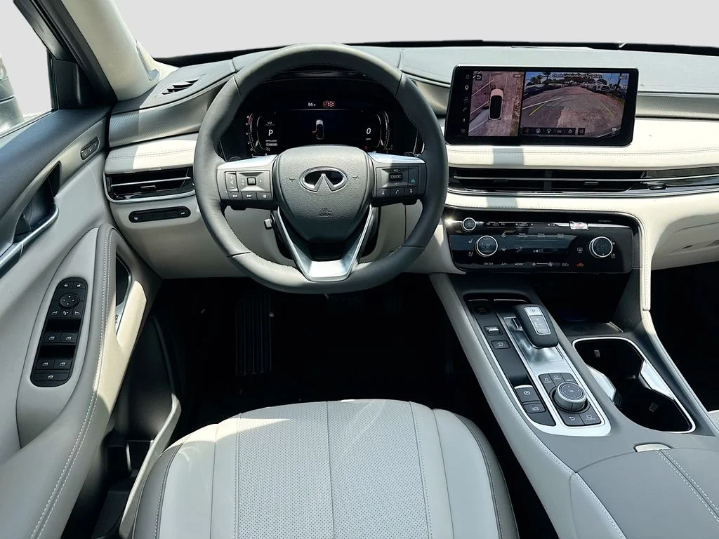 New 2027 RADIANT WHITE INFINITI Luxe FWD image 24
