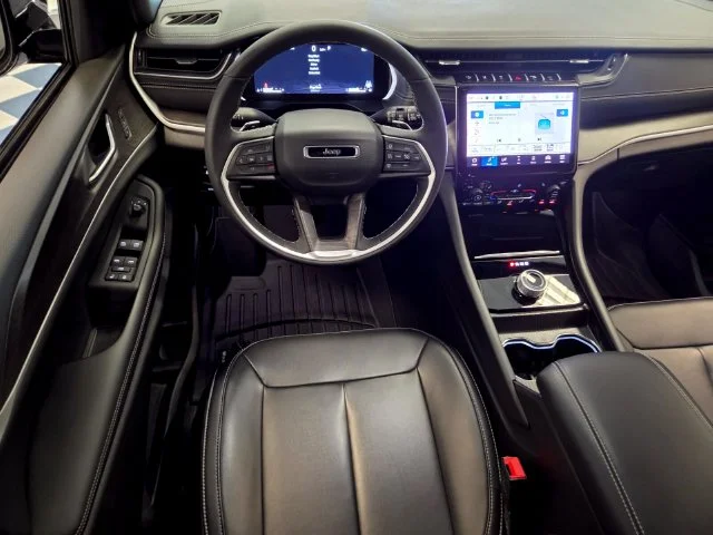 Used 2025 Gray Jeep Limited image 14