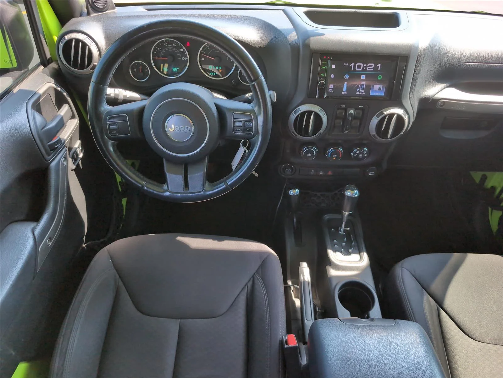 Used 2013 Gecko Pearl Jeep Sport image 32