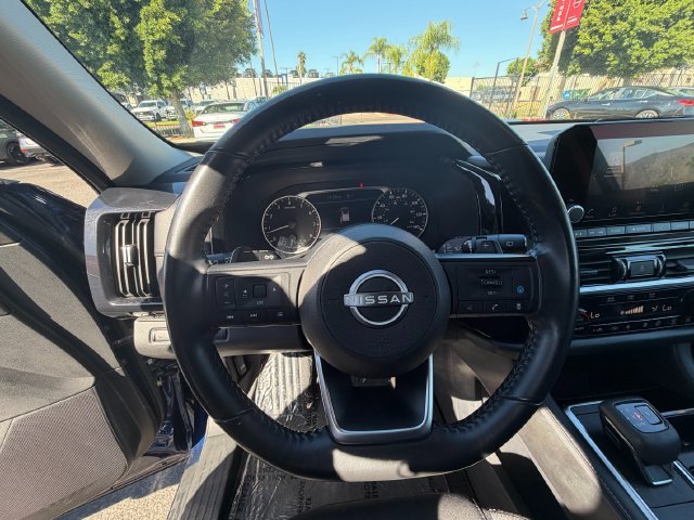 Used 2025 Blue Nissan SV image 20