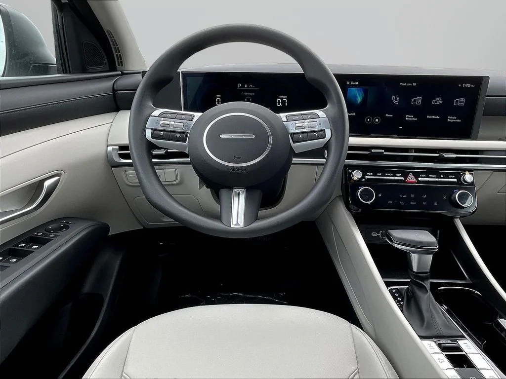 New 2026 White Hyundai SEL image 16