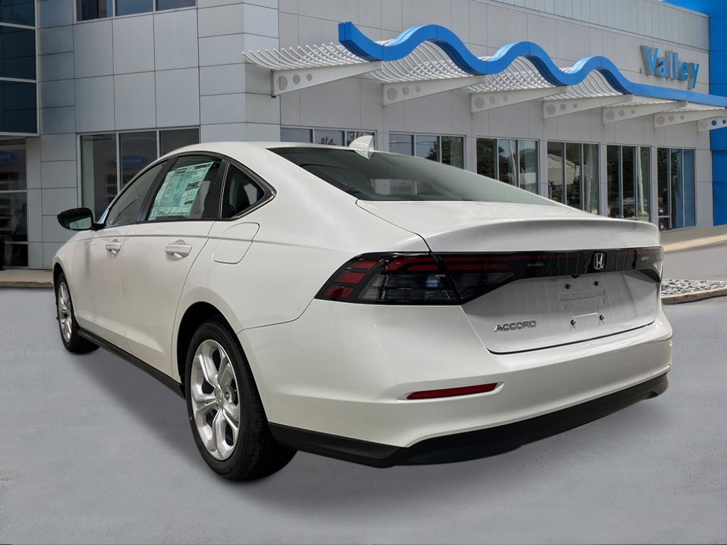 New 2026 Platinum White Pearl Honda LX image 3