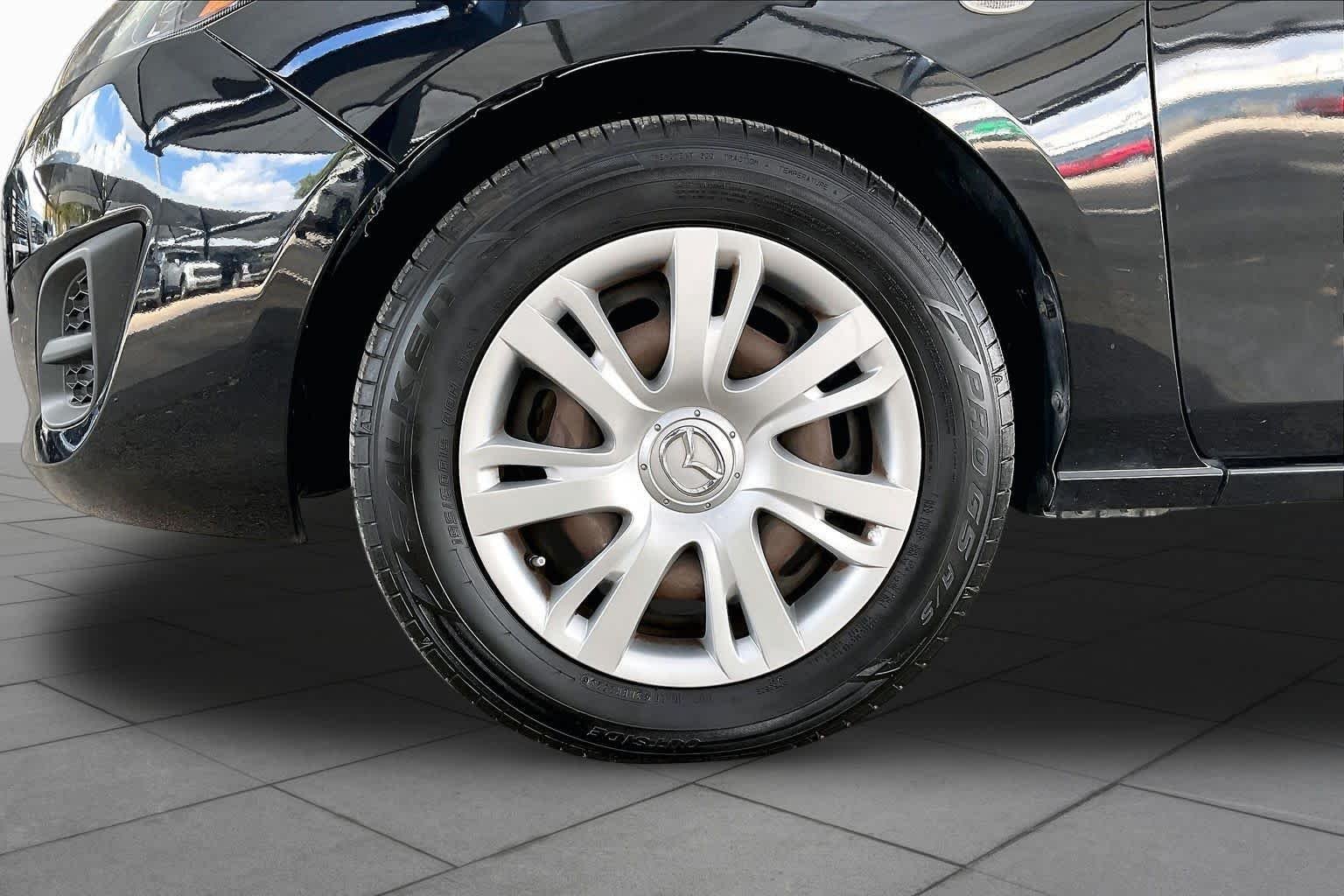 Used 2014 Jet Black Mazda Sport image 11