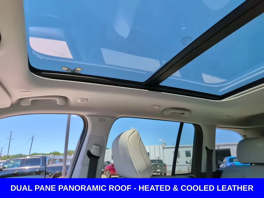 Used 2023 White Jeep Overland image 26