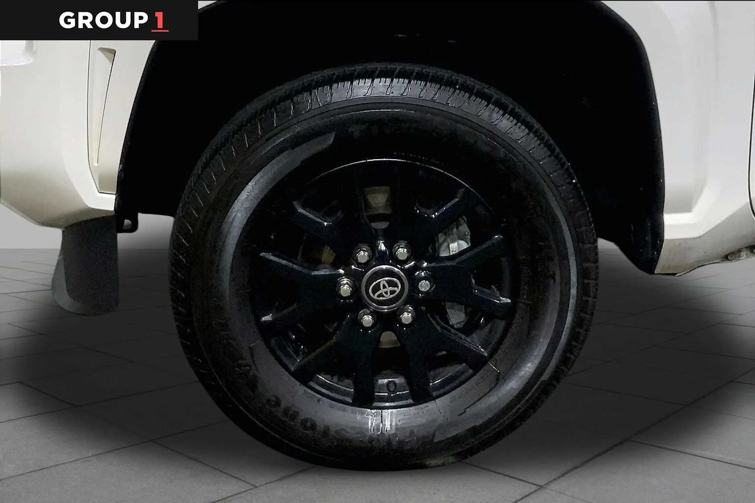 Used 2025 Ice Cap Toyota SR5 image 11