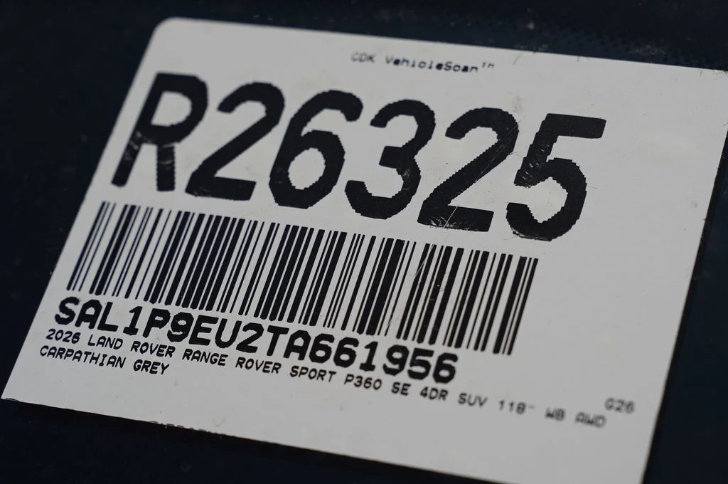 New 2026 Carpathian Grey Land Rover SE image 32