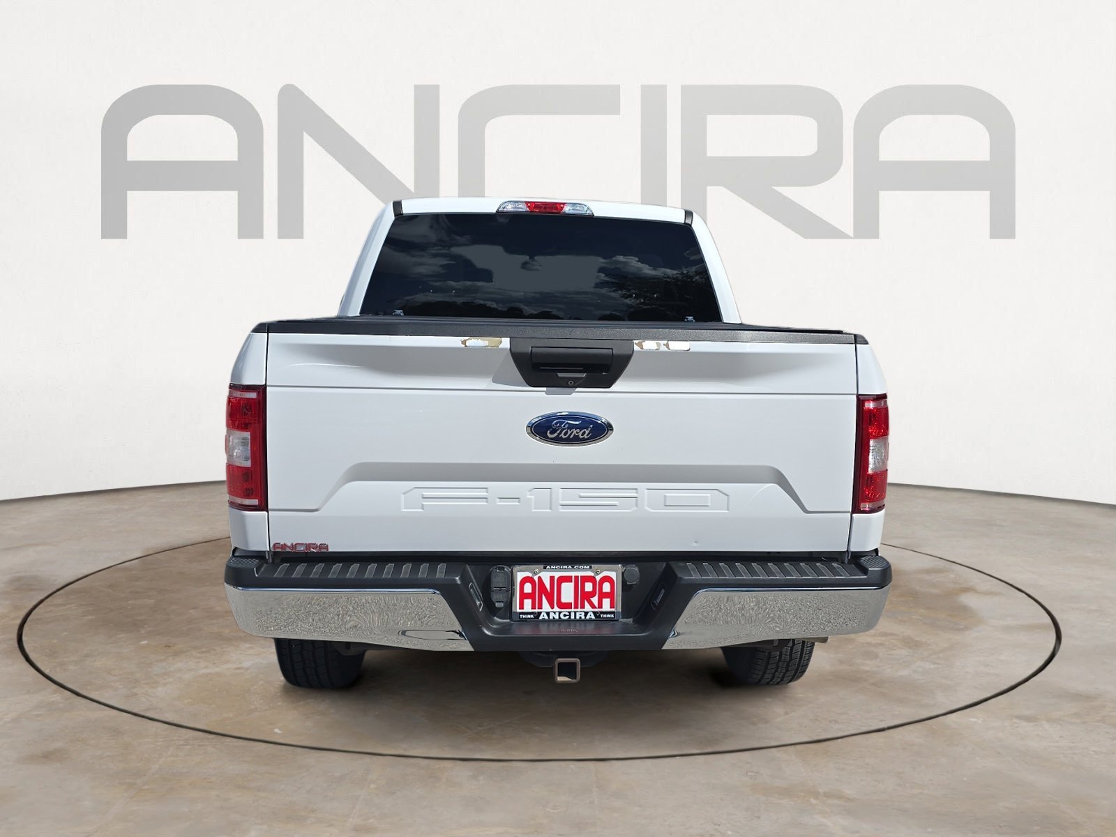 Used 2019 Oxford White Ford XLT image 9