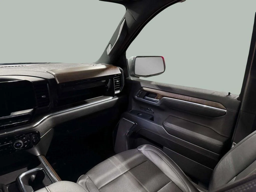 2023 Chevrolet Silverado 1500 High Country - Photo 11
