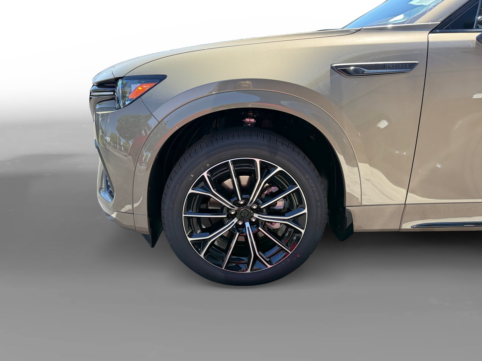 New 2026 Zircon Sand Metallic Mazda 3.3 Turbo S Premium image 9