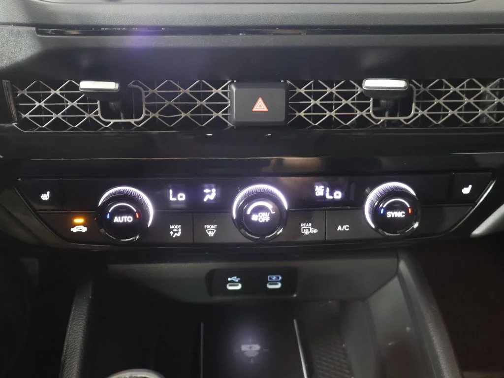 Used 2025 Silver Honda EX-L image 43