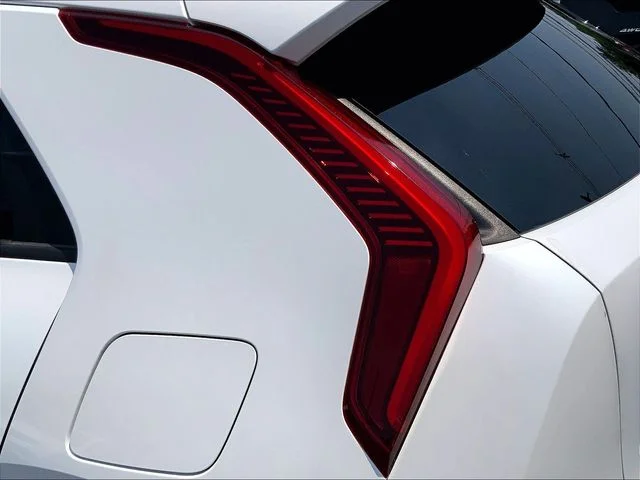 Used 2023 White Kia SX image 29