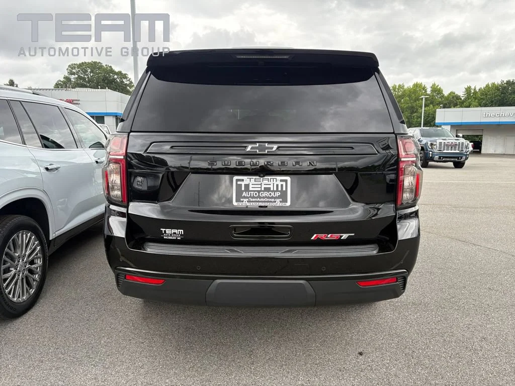 Used 2023 Black Chevrolet RST image 30