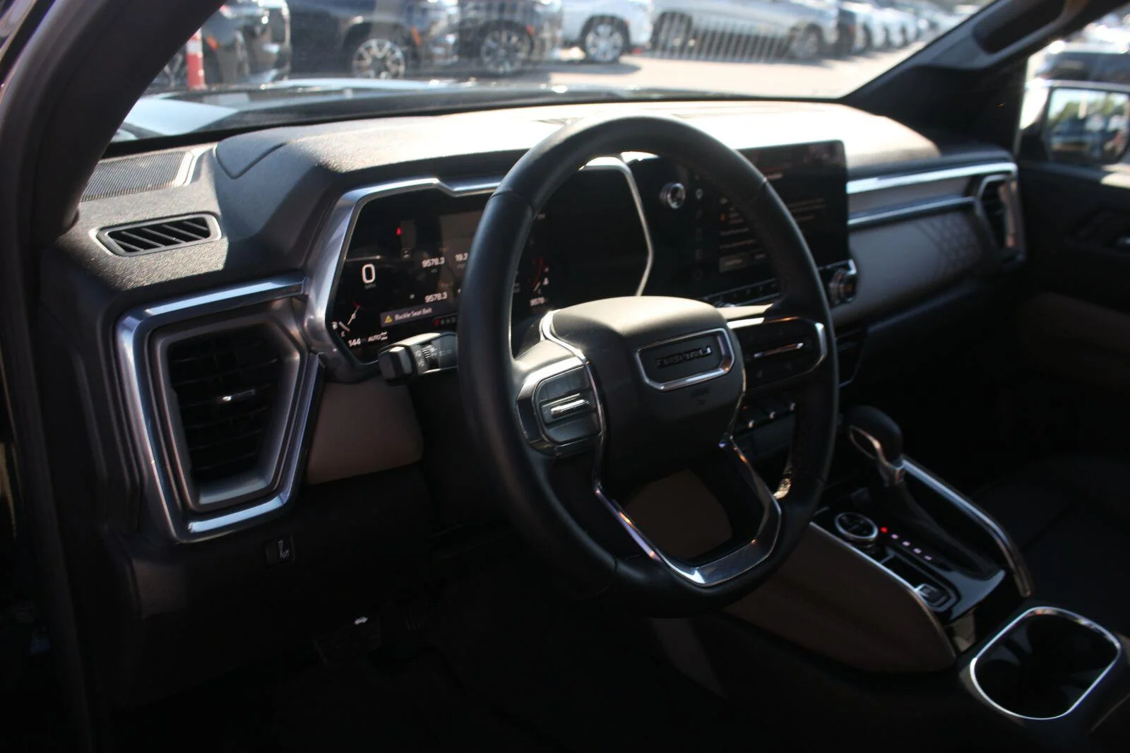 Used 2024 Onyx Black GMC Denali image 16