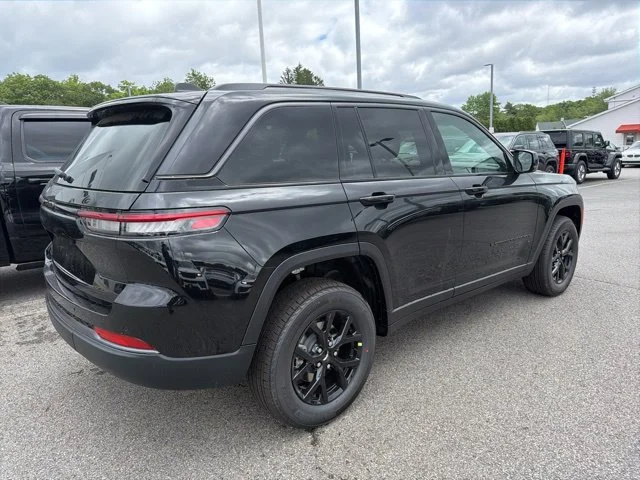 New 2026 Black Jeep Altitude image 3