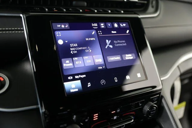 2025 Jeep Grand Cherokee Altitude - Photo 8